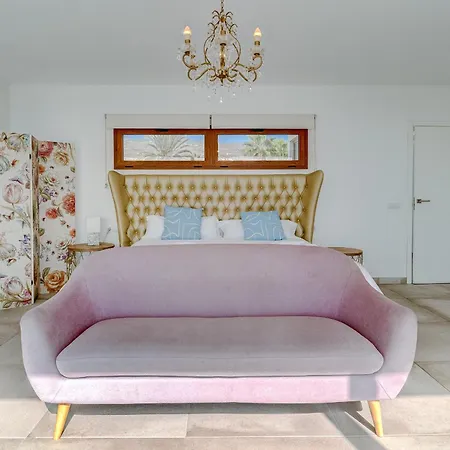 别墅 Fabulous Contemporary 5 Bedroom With Private Heated Pool, Sleeps Max 13 *